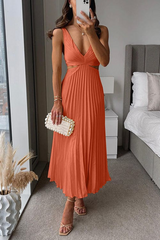Sanne | Women’s Pleated Midi Dress