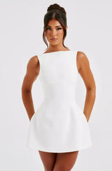Natasia | Robe mini sans manches pour femmes